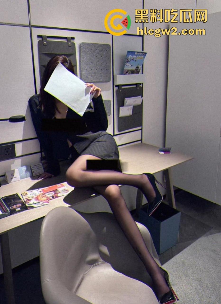 上海顶级名媛Elsa『林绾绾』 穷人女神富人玩物 天生母狗圣体 毒龙深喉样样通 调教啪啪全能选手！-6