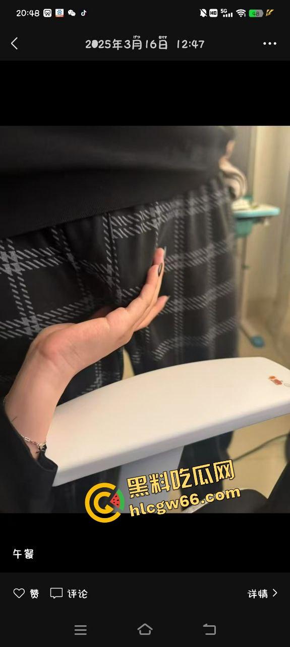 广西性瘾11年妹子爆炸级骚操作,朋友圈天天发被操日记,男友一天被榨软4次,10后玩得这么野?-5