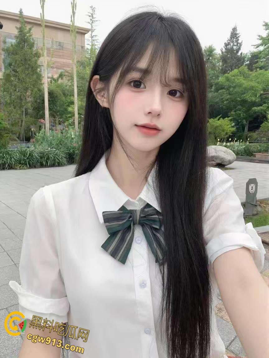 微胖才是极品，酒吧约炮爱穿情趣内衣的小坦克，蒙眼调教跪地口交，无套后入肉感翘臀 ！-1