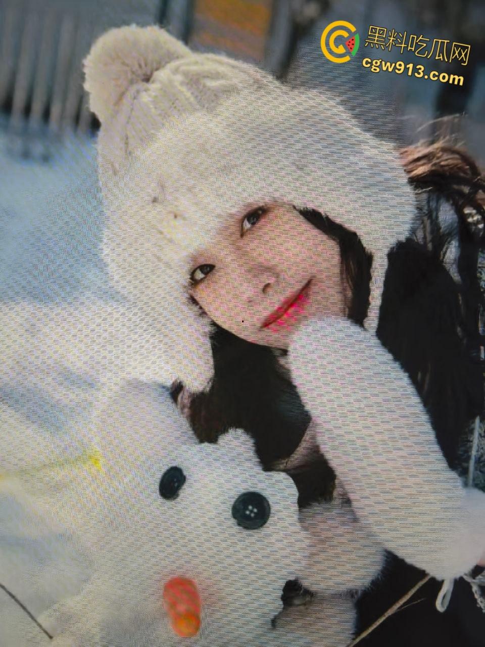 河北承德少妇【冯伟】,三十如狼四十如虎,背着老公偷情男大学生,黑丝翘臀疯狂打桩后入 !-3