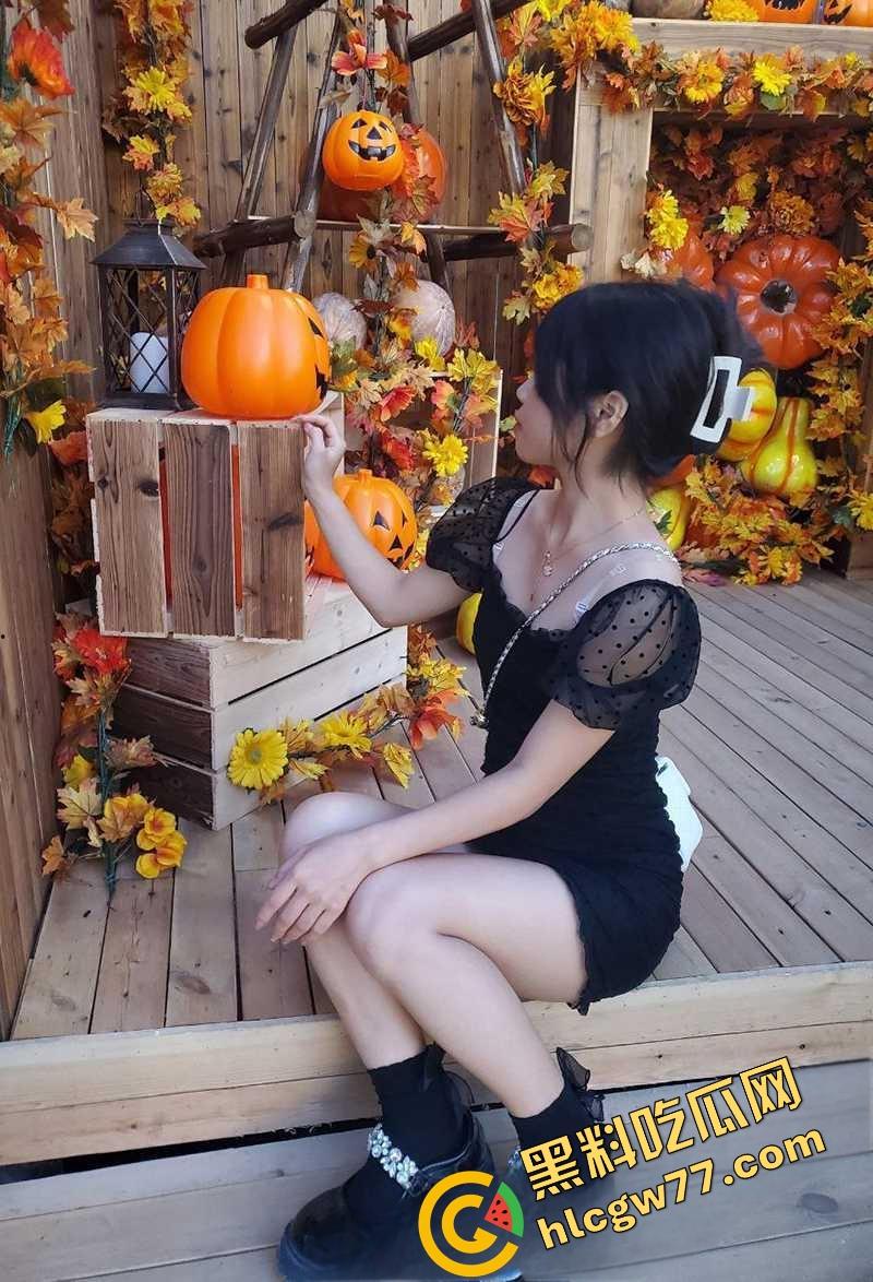 白月光脸淫猫身,清纯小妹【娜雪】被大叔玩成骚货,搂腰爆操蜜穴喷水,露出自慰爽到翻白眼!-5