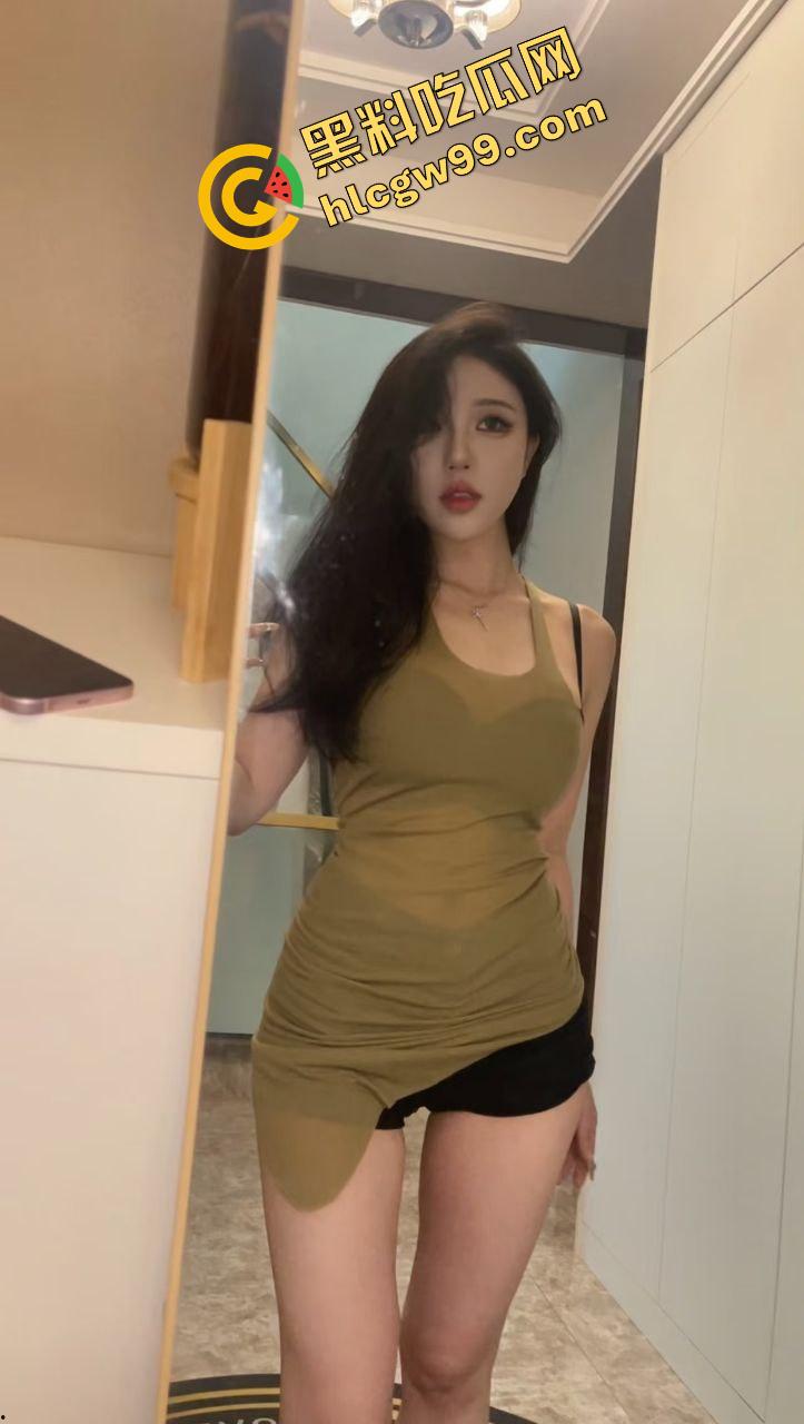 浙江杭州西湖御姐骚鸡【唐韵】极品大G奶诱惑私拍，女上骑乘大奶直晃悠！独家曝光流出！-4