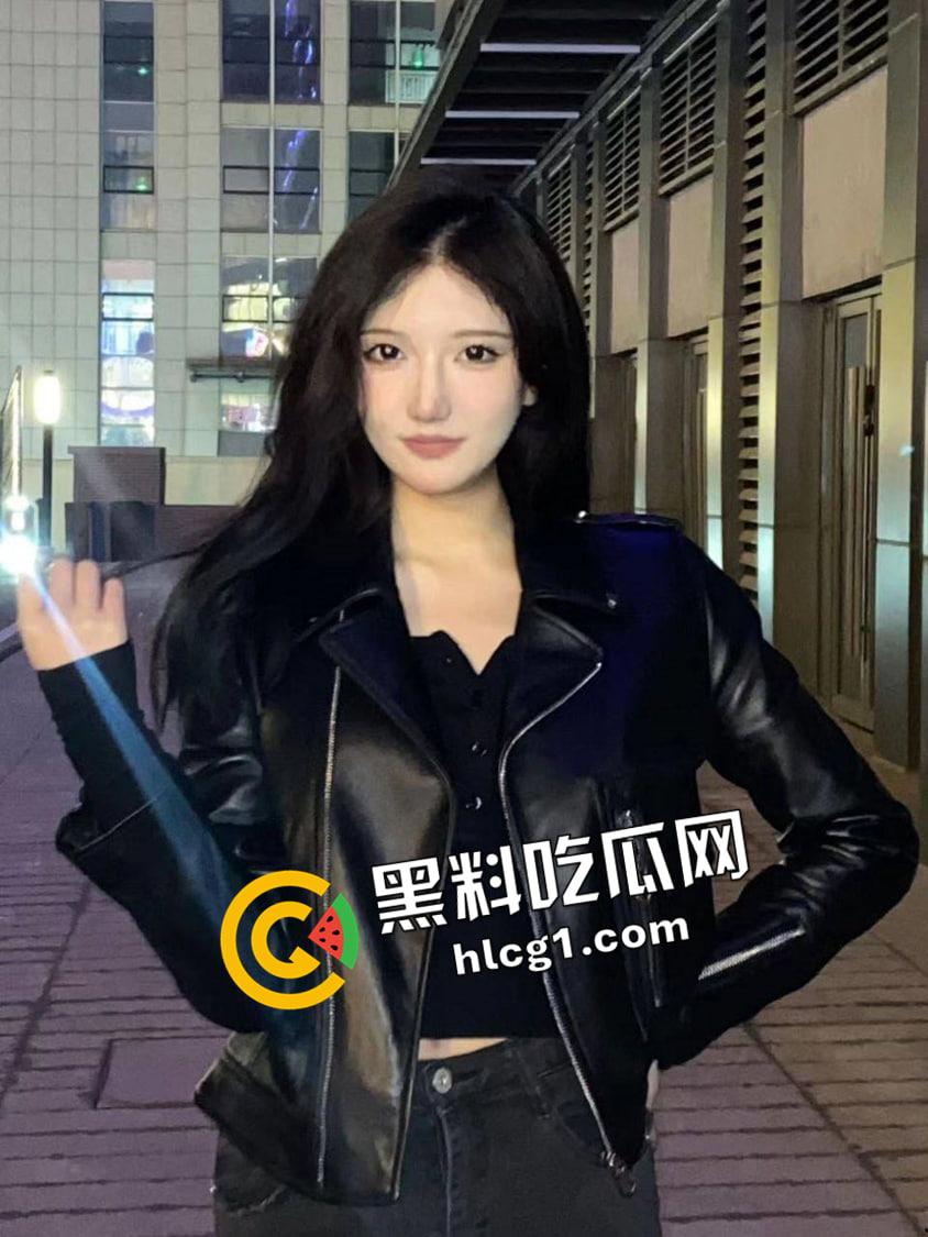 杭州自媒体公司美女主播被潜规则 甜美少女被迫吃鸡吞精 老板视角视频流出-1
