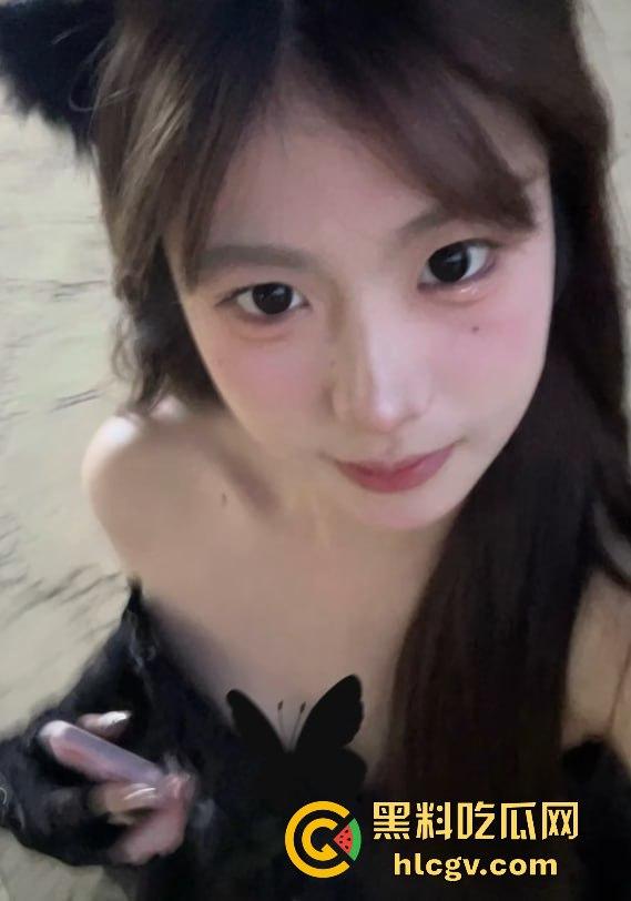 抖音48万粉丝女网红『呼小叫』成电子飞机杯?直播天天等火箭等不到,粉丝来捣一管射完就走!-13