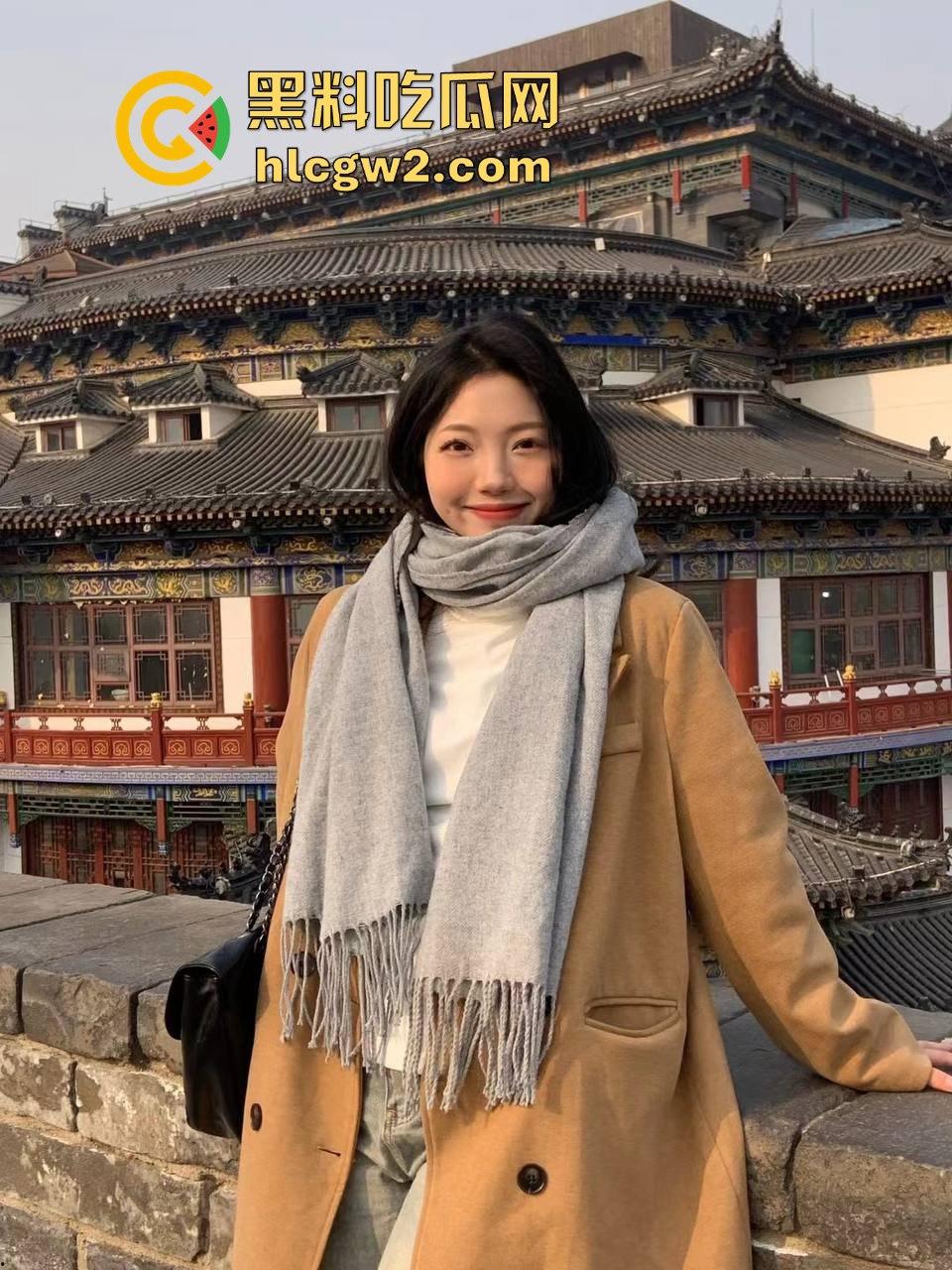 瓜友独家爆料大学同学毕业聚会后酒店偷搞 极品颜值身材的妹子有男友不让拍，只能偷偷来！-2