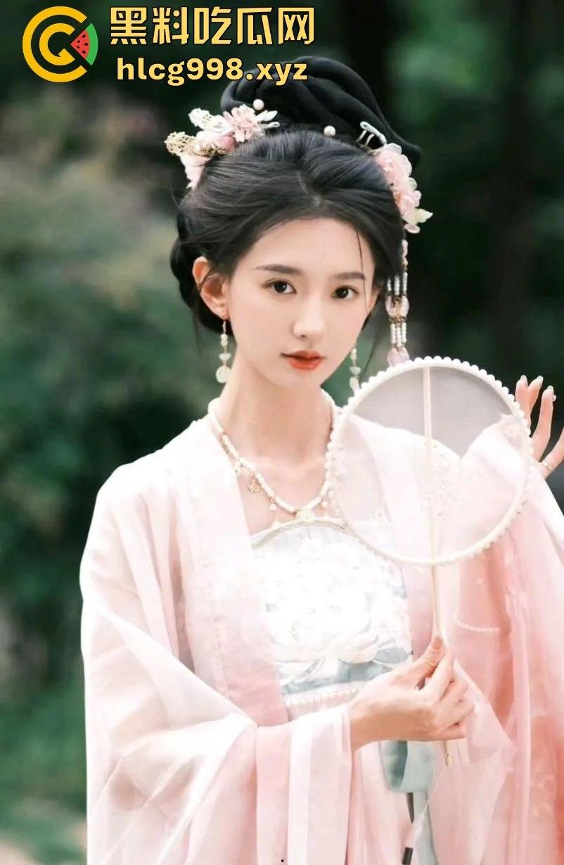 于正新签女艺人『张婉莹』塌房速度惊人！上午签约下午就爆曾在河南当老师做爱视频流出还逼原配打胎！-17