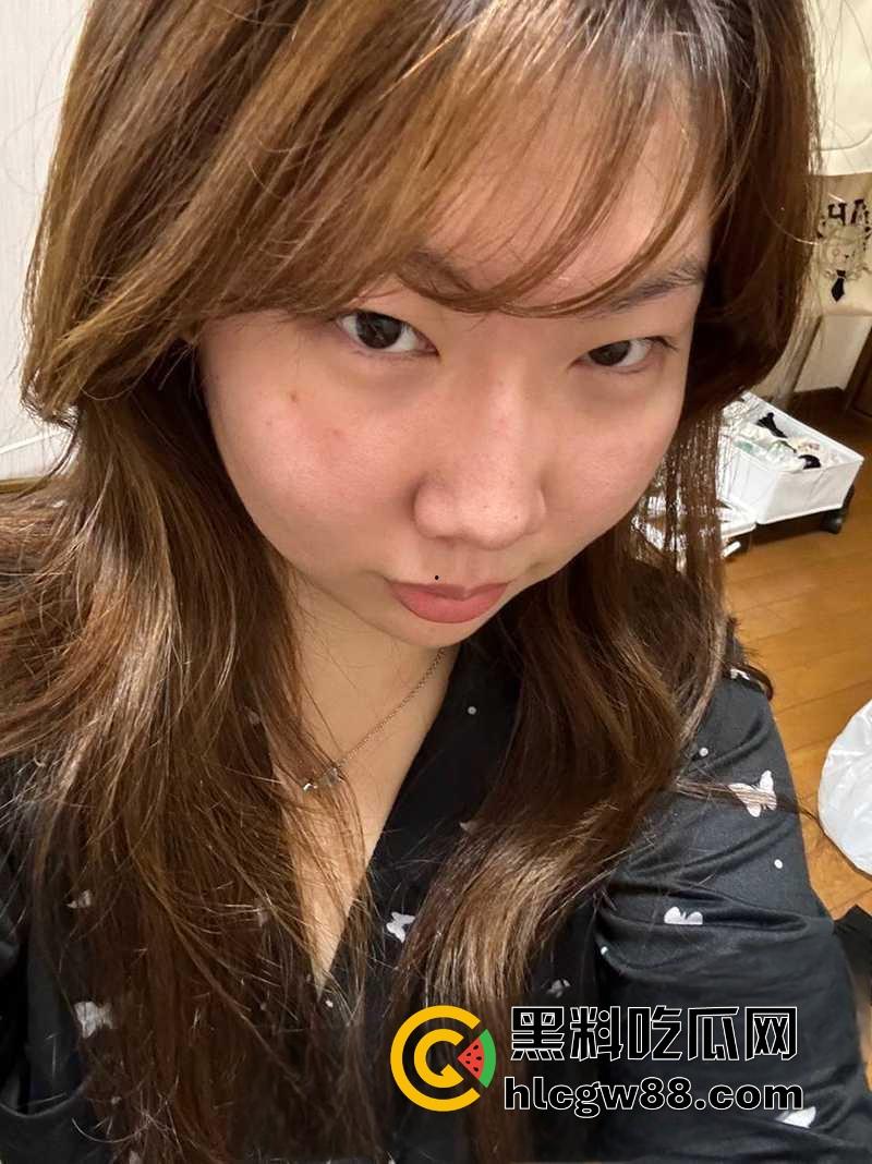 日本大阪留学生【朱淑慧】出轨丑闻炸裂留学圈，大奶母狗主动求肛塞爆操，逼一天不干就痒！-1