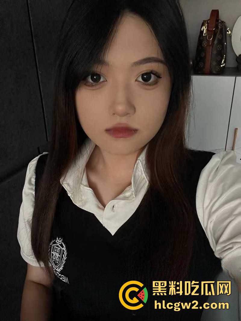 石家庄师范大学『常婉君』分手后惨遭曝光做爱视频！白嫩骚货姿势撅得销魂  ，被操得全身抽搐发软！-1