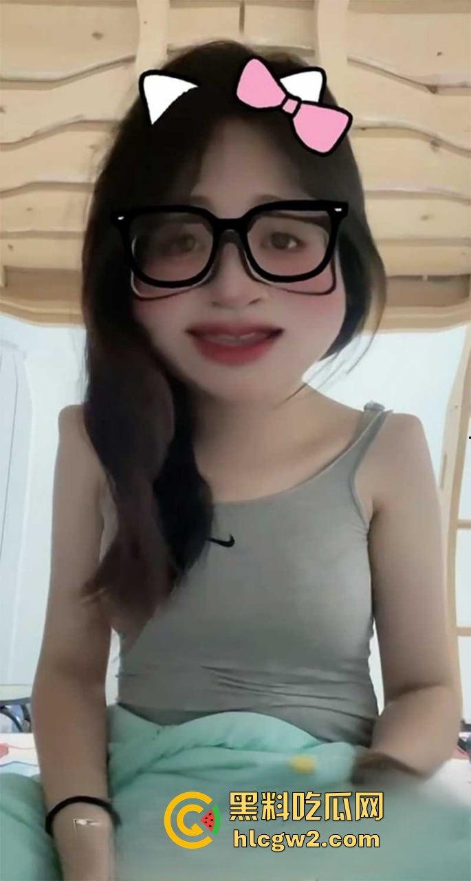 石家庄师范大学『常婉君』分手后惨遭曝光做爱视频！白嫩骚货姿势撅得销魂  ，被操得全身抽搐发软！-3