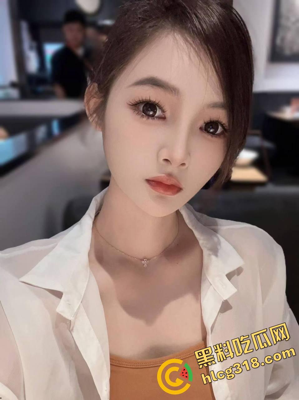 舔狗舔到最后一场空，舔了三年女神，结果还不是成了有钱人胯下的专属母狗，只配给金主吃鸡！-5