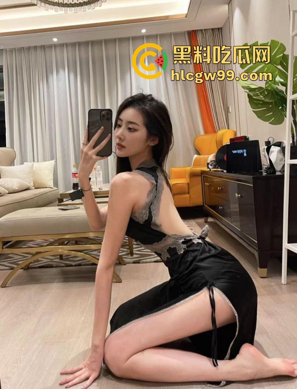 拼多多玩法进KTV，众筹重金拿下骚货公主，只因不穿内裤直接被带走，酒店轮流爆肏一夜，全场射到天亮！-4