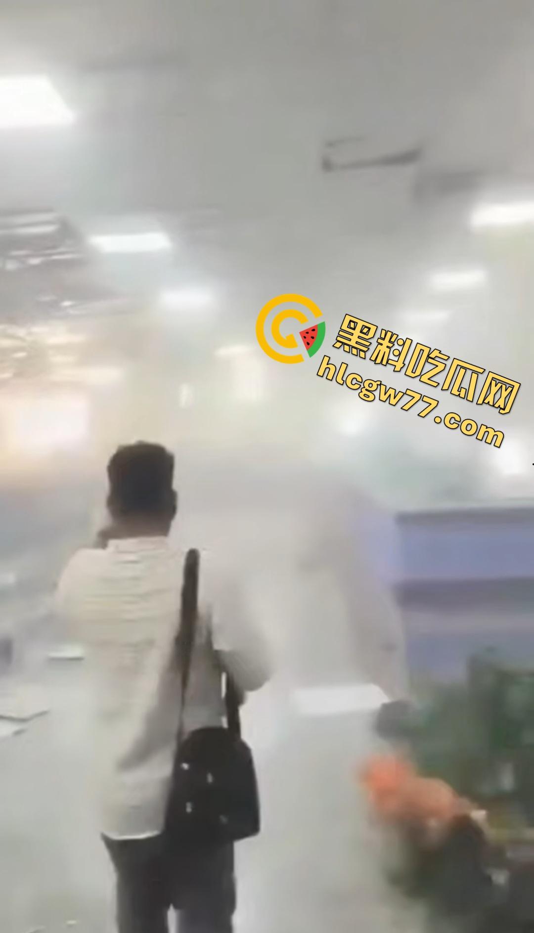 昨日伊朗沙希德拉贾伊港炸翻天！有个人玩化学品炸伤800人炸死25人，真是玩火自焚-5