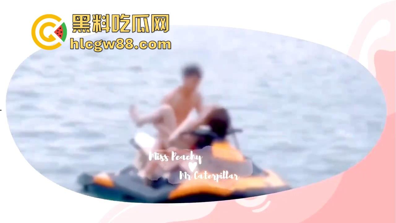 海南三亚海上摩托大野战，巨乳游艇宝贝上演真实戏码，又是羡慕大哥的一天！-8