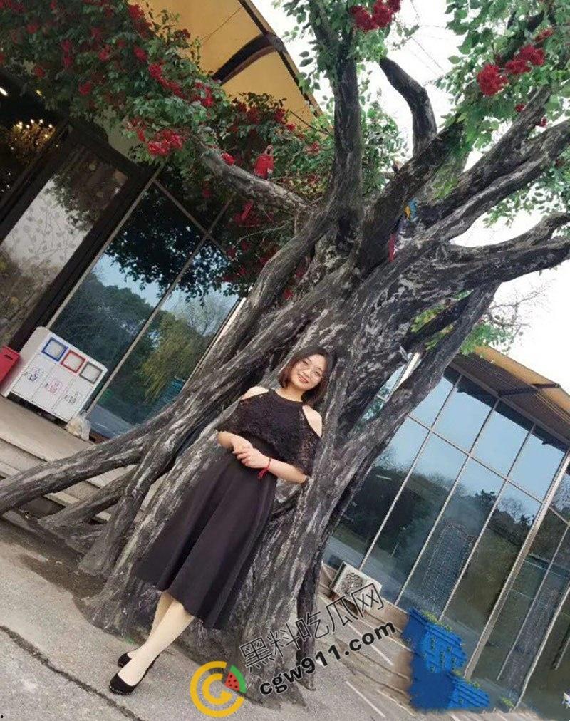 南京市星辉高级中学英语老师夏宁莹出轨丑闻曝光：高超口活迷倒校长，夜夜加班呻吟不止-6