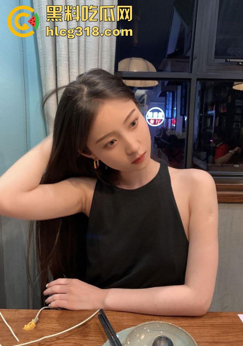 西安音乐学院【胡欣然】，极品身材长腿女神，背着男友约炮老师，被男友发现后曝光表白墙！-1