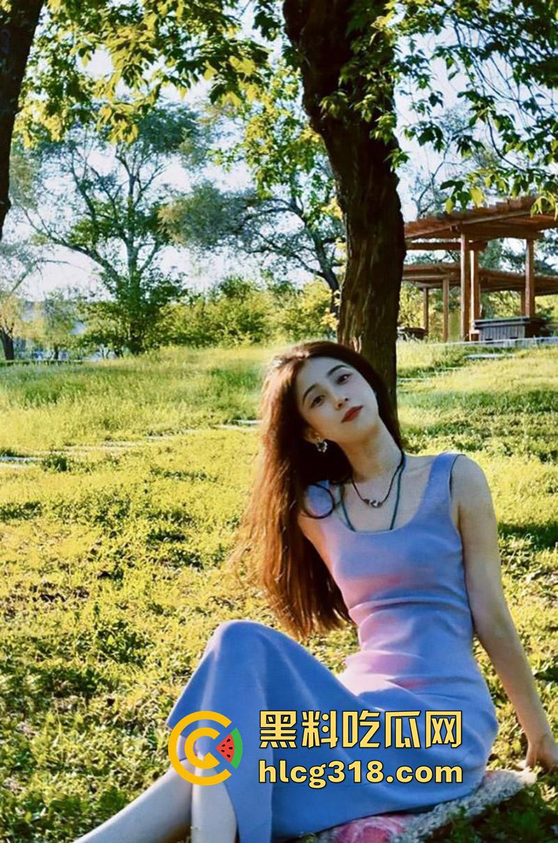 西安音乐学院【胡欣然】，极品身材长腿女神，背着男友约炮老师，被男友发现后曝光表白墙！-2