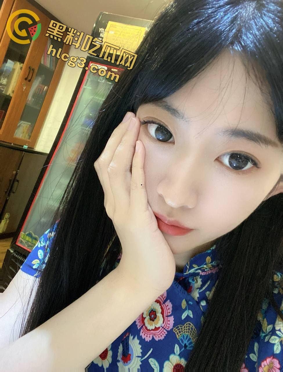 出轨视频曝光！高冷女神变淫荡母狗，调教前后大揭秘，口交颜射后入全程曝光！-2