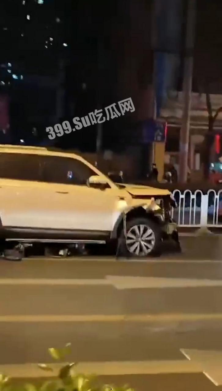 河北邯郸发生一起重大交通事故，肇事者驾车途经许多路段碾压了数十名行人-5