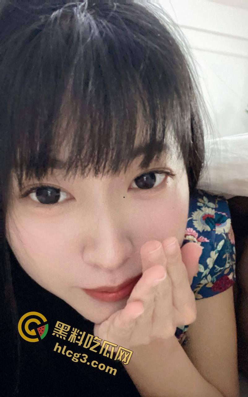 出轨视频曝光！高冷女神变淫荡母狗，调教前后大揭秘，口交颜射后入全程曝光！-4