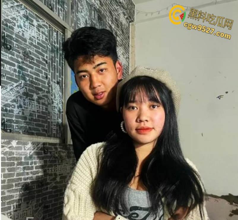 云南破瓦村哈尼族 【张者芬】,结婚前一天被炮友曝光性爱视频,全程露脸实拍,简直不讲武德 !-4