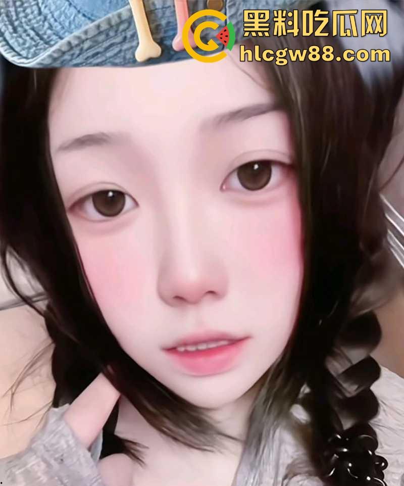 抖音巨乳美女主播【full77】多部福利视频流出 开档黑丝疯狂后入 骑乘爆操双洞齐开！-2