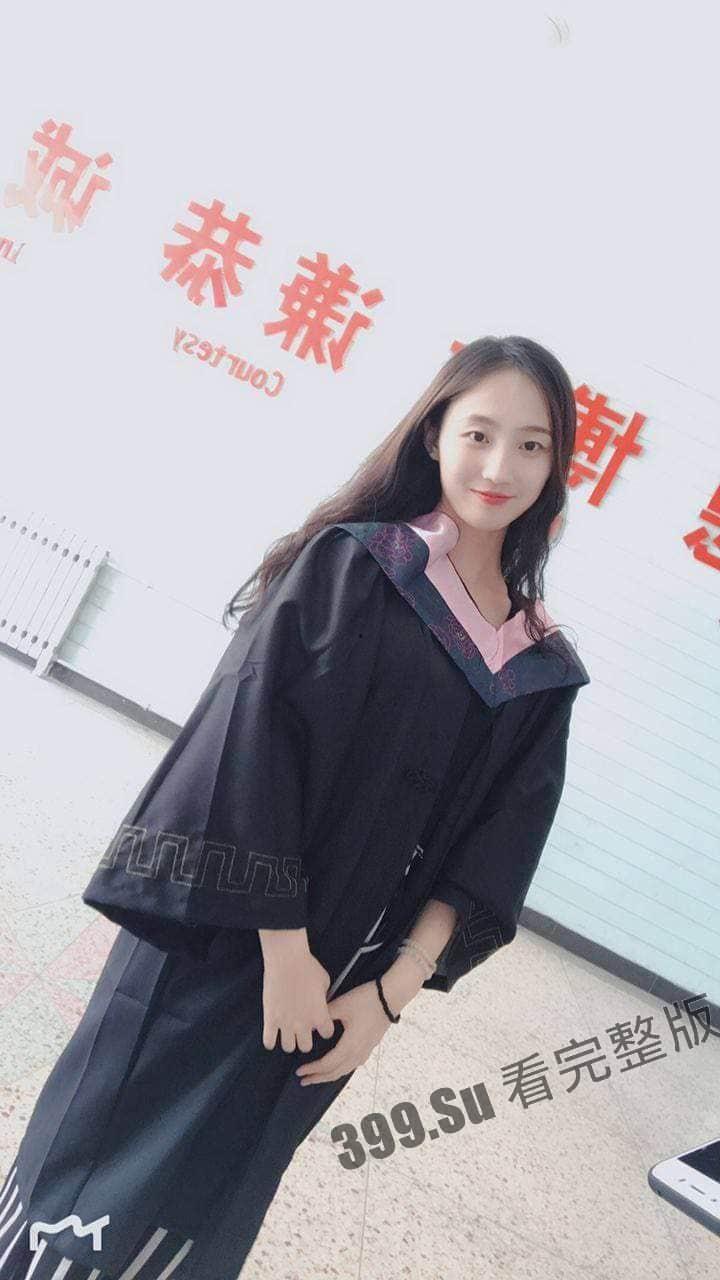 太原旅游职业学院 表演艺术专业 毕业的王雨霏反差视频流出 那么可爱漂亮的女学生也是个吃精的骚货-1