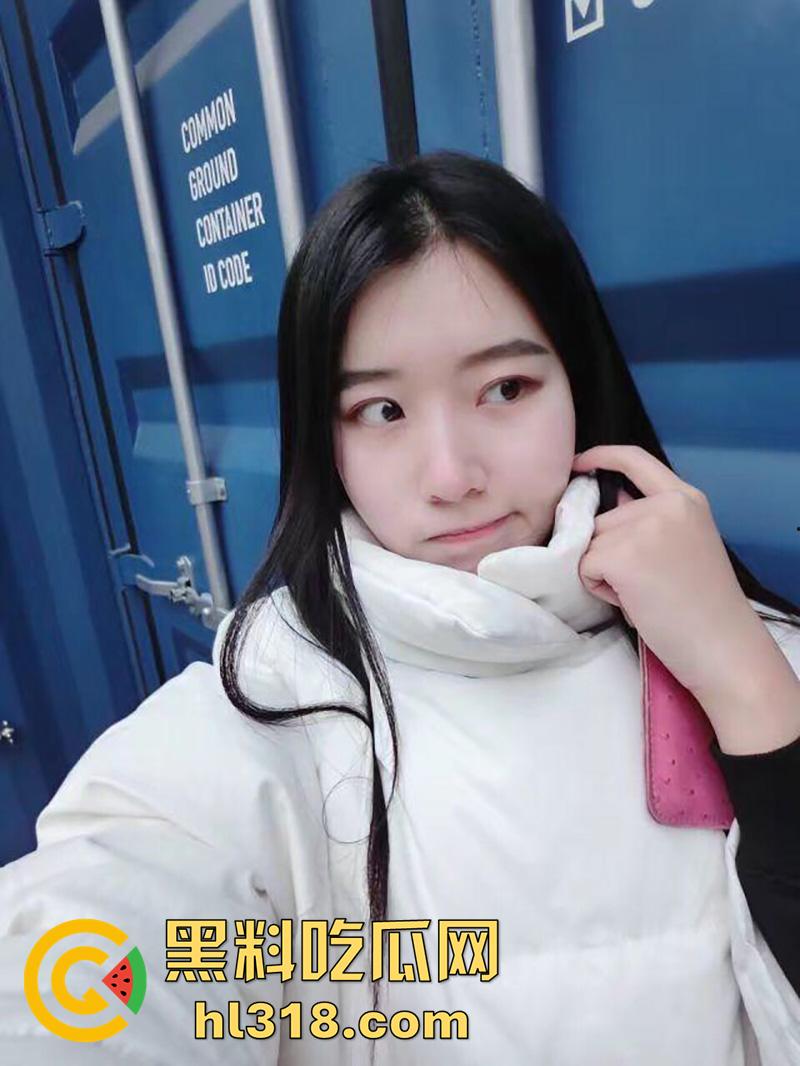 别人老婆操着就是爽！辽宁大连新婚少妇【邵雨慧】，背着老公到处偷情做爱，出轨多人被曝光！-1