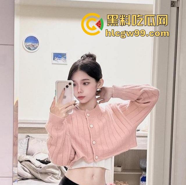 约炮大神泄密，02年极品美少女【颜凯柔】大神实操分享，顶级尤物口交配合无敌，被操得娇喘连连！-1