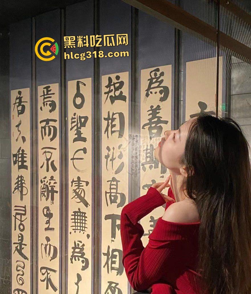 准大学生小伙提前约战学姐，女仆装JK黑丝全套装备，后入大屁股算是开学前第一课吧！-3