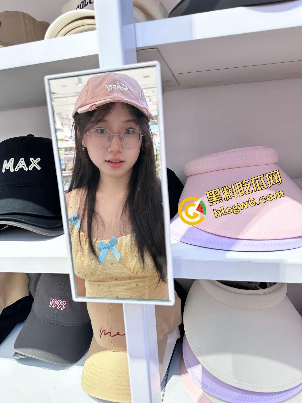 齐齐哈尔大学反差眼镜学生妹『许乐仪』约炮校外大哥 爆抠粉穴爆插粉逼娇喘!原创独家曝光!-3