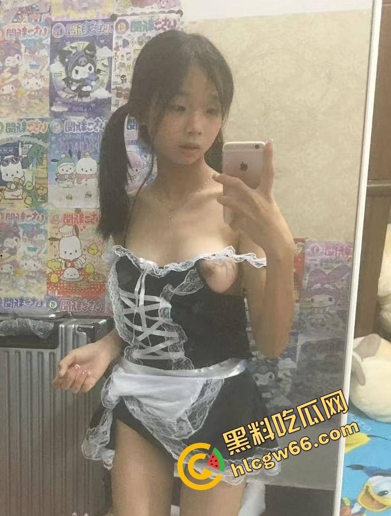 露脸操到翻白眼，广州工贸骚妹【曾嘉莹】被包养爽够跑路，性爱视频抖音号实名挂全网，贱婊终究回归狗圈！-3