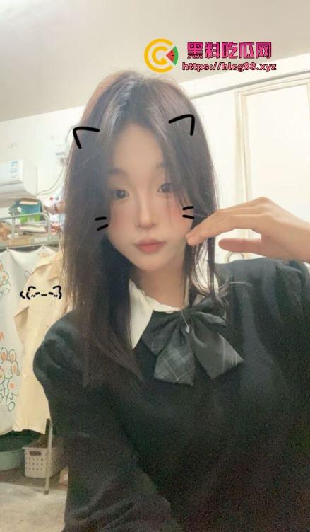 东莞职校浪娃『余欣』07年嫩洞被操开，挖墙脚抢来操翻天，三月同居周周捅洞内射，打胎后逼松得夹不住！-2