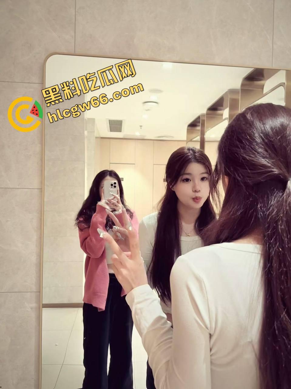 湖南瓜友真实分享人妻老婆骚成精，早上刚睁眼就含我老二，非要日一炮才吃早餐，六味地黄丸都压不住肾亏！-4