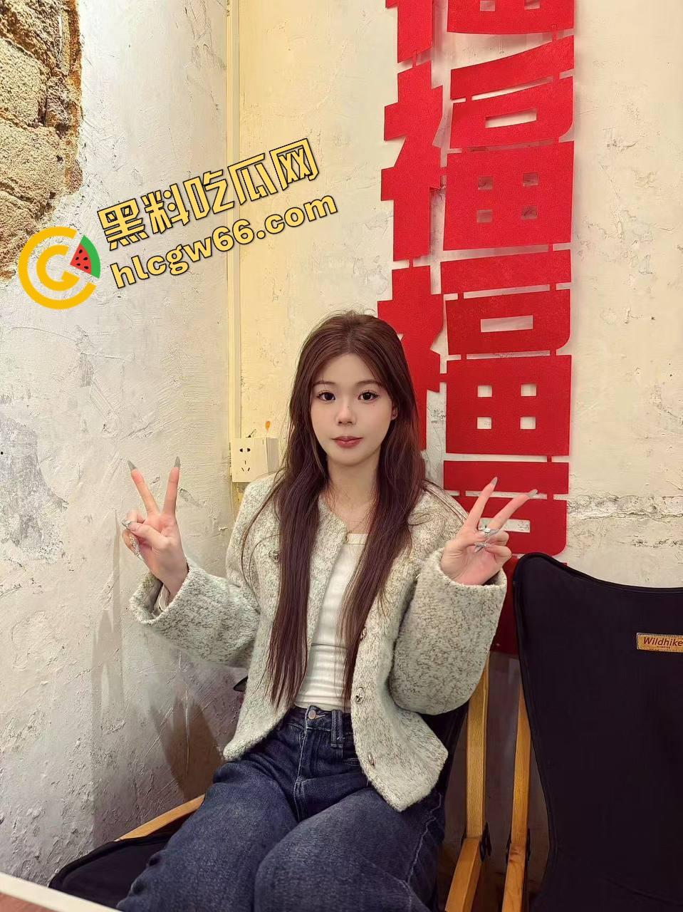 湖南瓜友真实分享人妻老婆骚成精，早上刚睁眼就含我老二，非要日一炮才吃早餐，六味地黄丸都压不住肾亏！-6