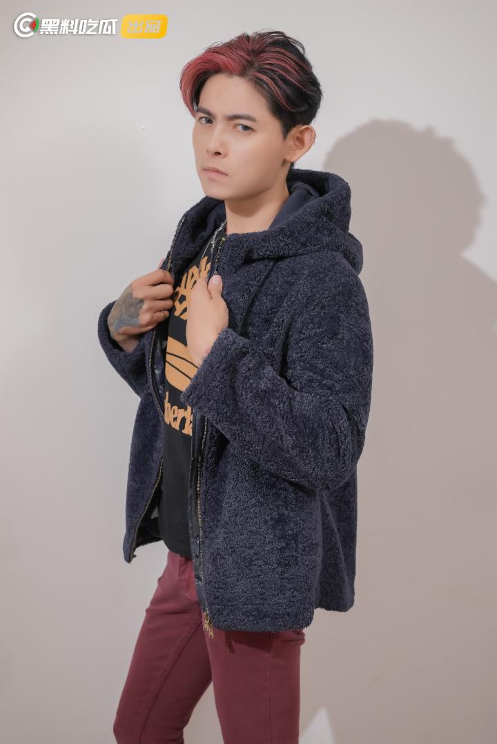 黑料吃瓜网出品-《江南第一小屌童锦程798&吴柳芳之花小龙&王老师爱情故事》全集！-2