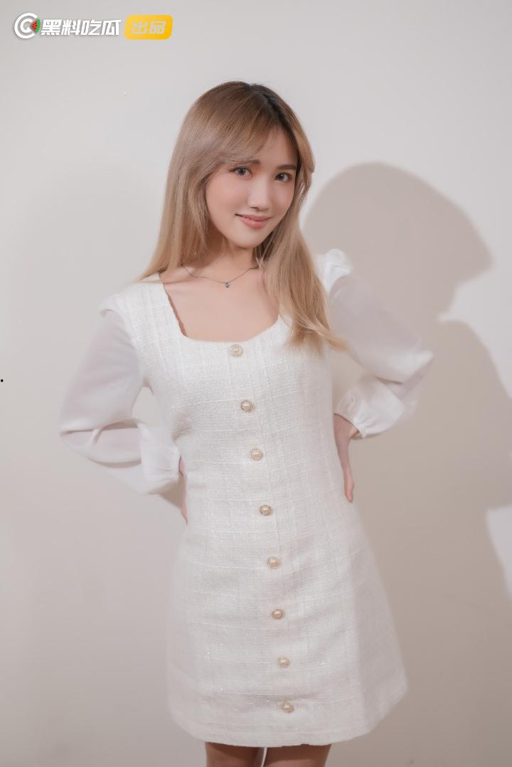 黑料吃瓜网出品-《江南第一小屌童锦程798&吴柳芳之花小龙&王老师爱情故事》全集！-6