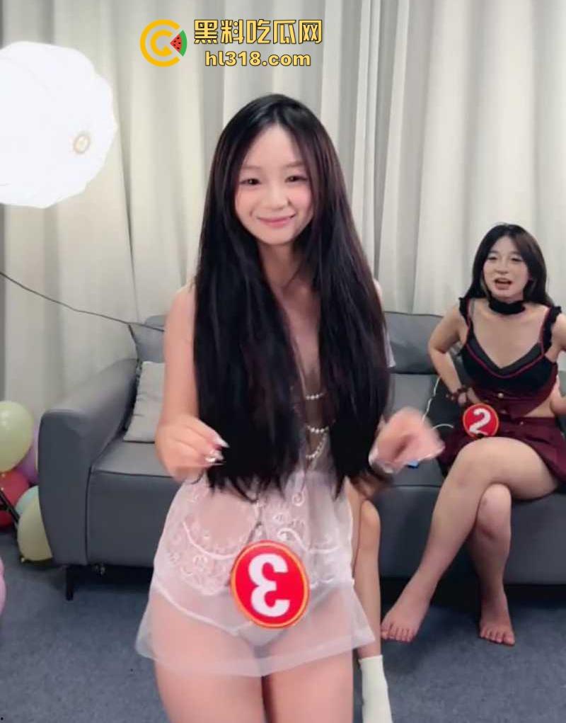 多人性感脱衣舞女团【M8女团】最新录屏流出,都是极品清纯少女出镜,跳裸舞跟粉丝互动,直接爱了!-5