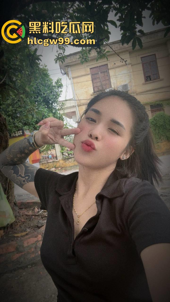 越南妹长期出轨浪荡成性，还被情夫发送私密视频挑衅，绿帽老公忍无可忍曝光私密视频-4