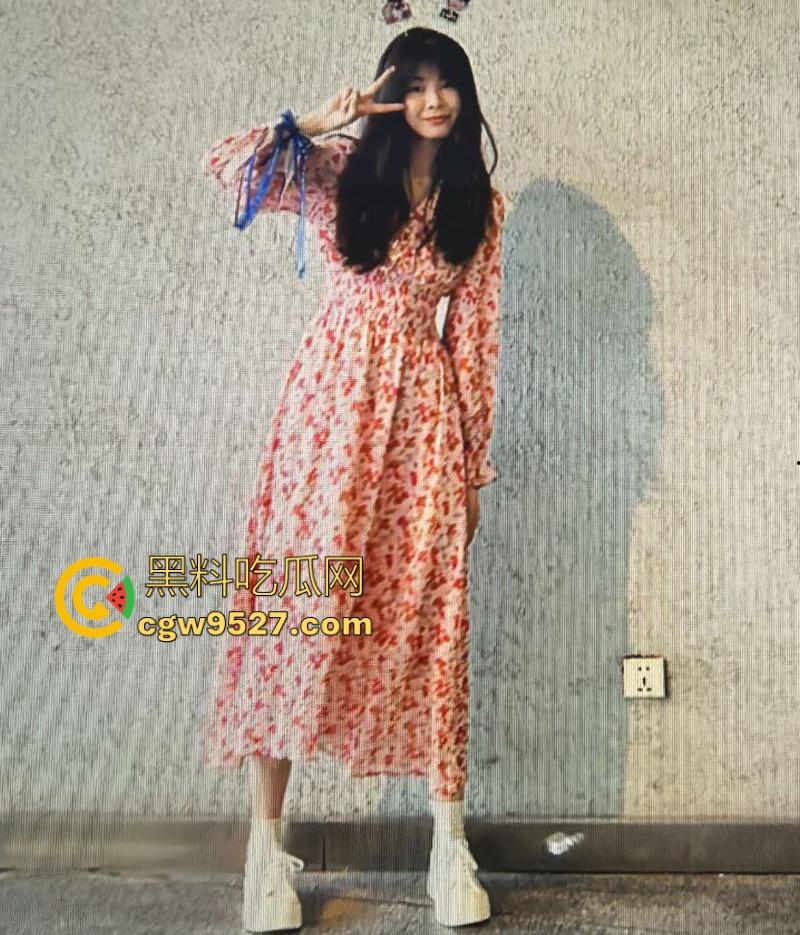 河南性感人妻少妇狂欢视频曝光，完美露脸性爱，口交后入多姿势，细腰扭动巨乳，火辣画面炸裂全网！-2