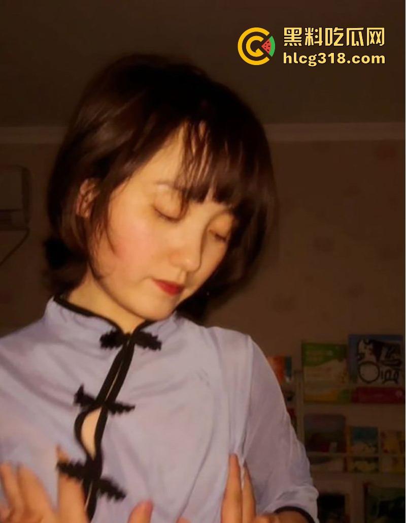 广州大学大三学姐【李慧】气质女神竟是闷骚淫娃,私下勾搭不同壮男,全程露脸各种超淫玩法层出不穷。-3