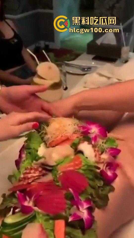 餐桌上开放骚人妻，奇葩操作一个比一个亮眼为了逃酒啥事都能干出来，画面劲爆开放 小编推荐！！-4