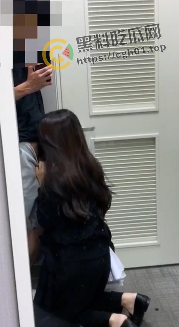 石河子大学研一学姐的反差日常被渣男流出 夺命大长腿和粉嫩翘臀 掰开小穴给你看-5