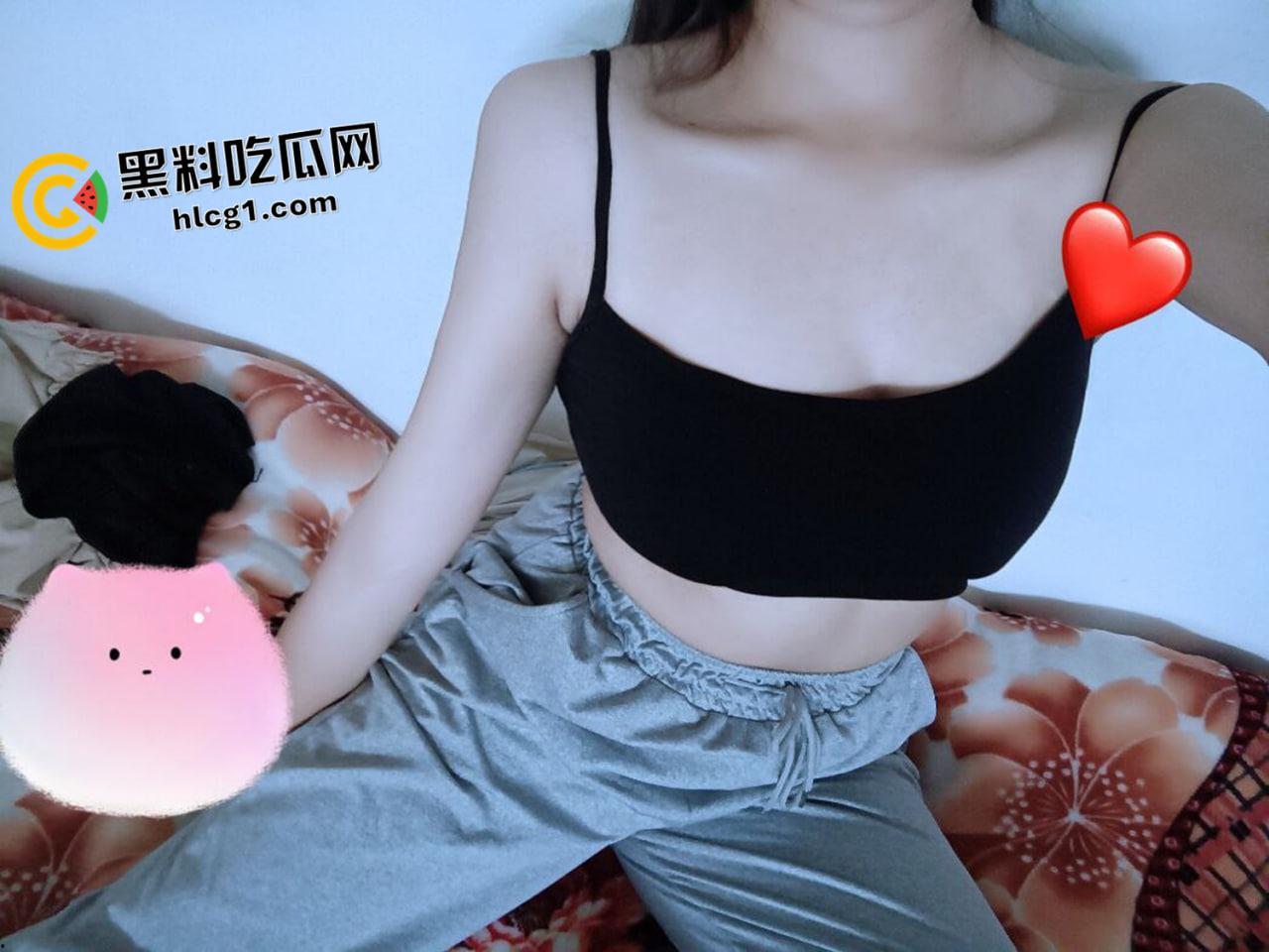 瓜友投稿！四川成都西北中学高三【李忠梅】渣女海王欺骗感情  风骚漏奶勾引 多平台账号实锤曝光-4