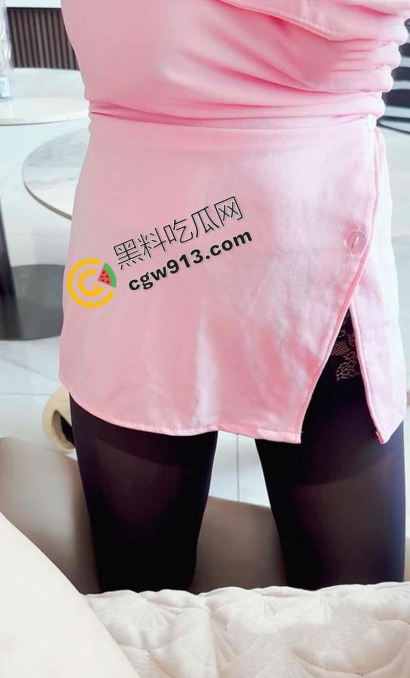 海角乱伦大奶护士服姐姐！和姐姐的一百种姿势，制服诱惑无套内射，姐姐逼都干肿起来了-6