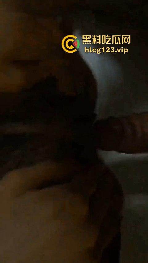 夜店里喝多的骚货嚷着想被操，带回酒店干到喷水，换着渔网再来一发操到清醒！-8