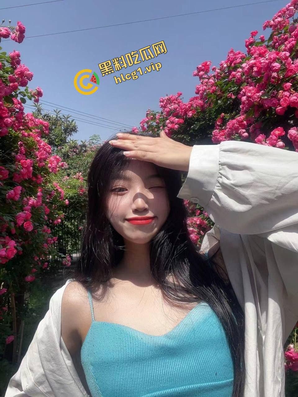 瓜友投稿曝光！冀州中学高中同学『王微欣』给闺蜜当伴娘 被单男得吃爆操！-4