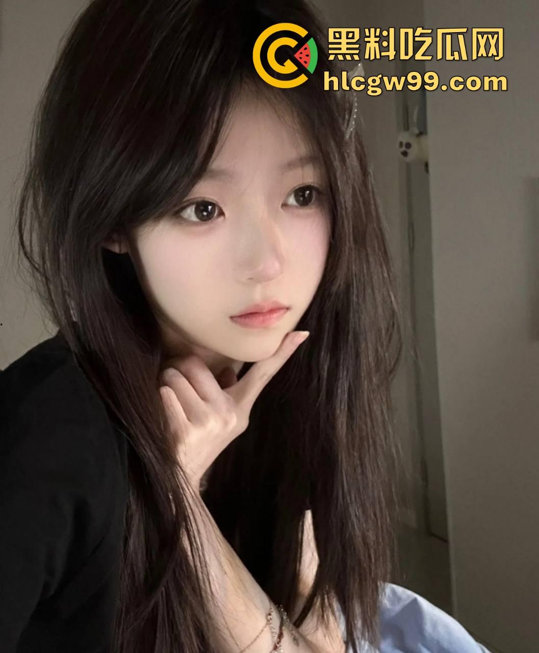 山西林业职业技术学院『林甜甜』曾经的高冷女神如今成跪地小母狗，喝尿舔脚任人践踏，扇脸羞辱都不敢喘气！-1