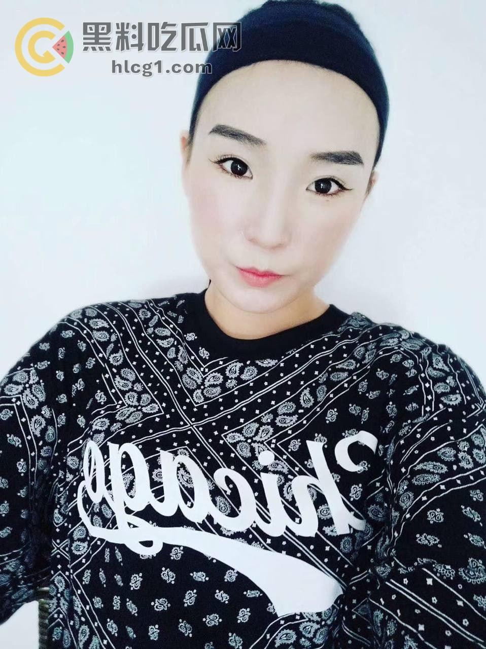 瓜友投稿：呼和浩特健身房拼多多3P女神「黄小芳」：风流成性，男浴3P、球员共欢，热爱3P！-12