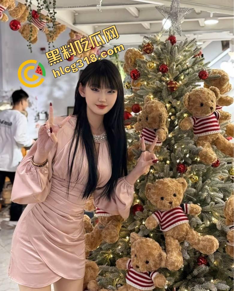 绍兴20岁清纯舞蹈生『蒋佳姝』分手被前任爆私拍，链子调教抬腿后入活成野狗，交合处全程特写骚到飞起！-1