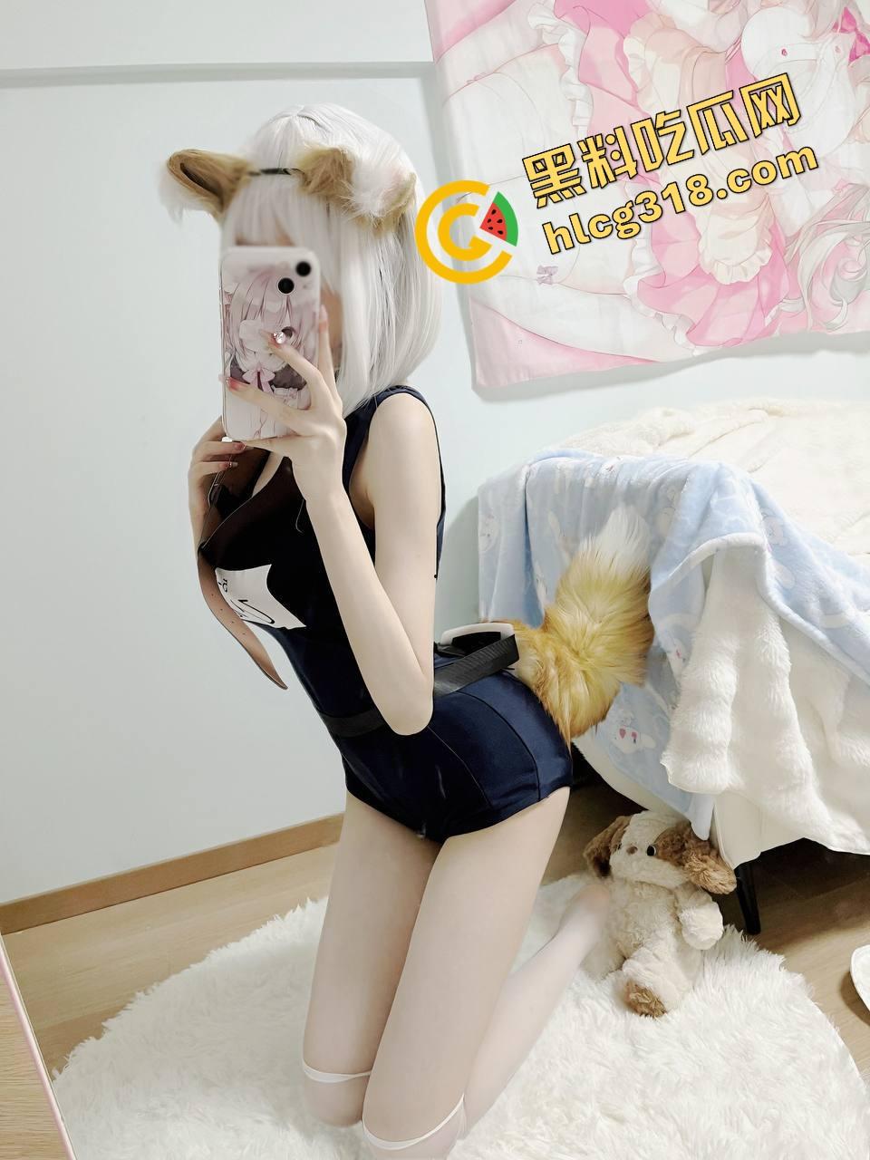 西部快枪手车震首战10秒结束，妹子还没叫出声，车刚晃两下就秒射，这么极品的浪逼全浪费了！-7